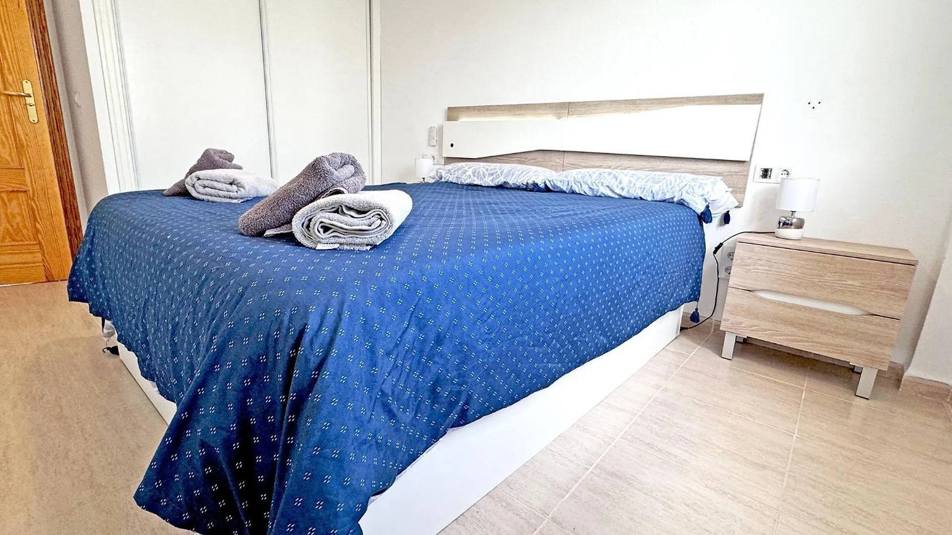 Atalaya Alma Apartamento Con Terraza Y Piscina Comunitaria En Conil Zona Tranquila Cerca Al Mar Conil De La Frontera Apartment