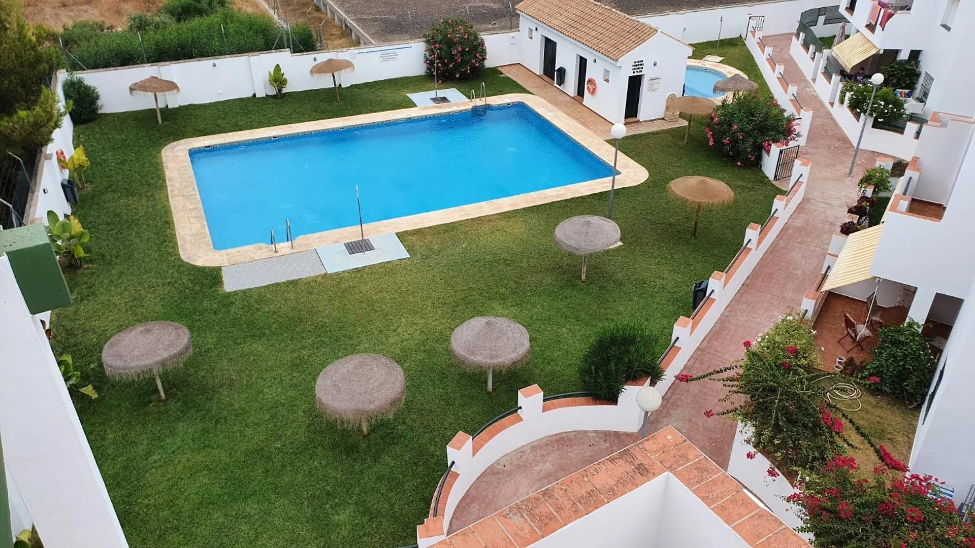 Apartment Atalaya Alma Apartamento Con Terraza Y Piscina Comunitaria En Conil Zona Tranquila Cerca Al Mar Conil De La Frontera Spain